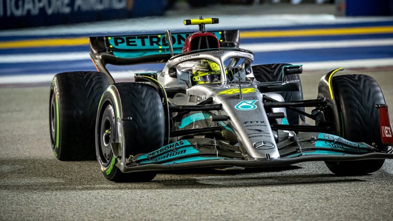 Abu-Dhabi-Grandprix-Mercedes-Ferrar