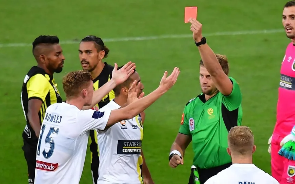 cartões azuis mudando o jogo de futebol